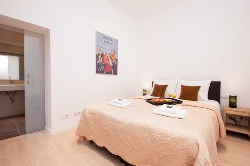 Short Stay Group Gracia Serviced Apartments Barcelona Ngoại thất bức ảnh